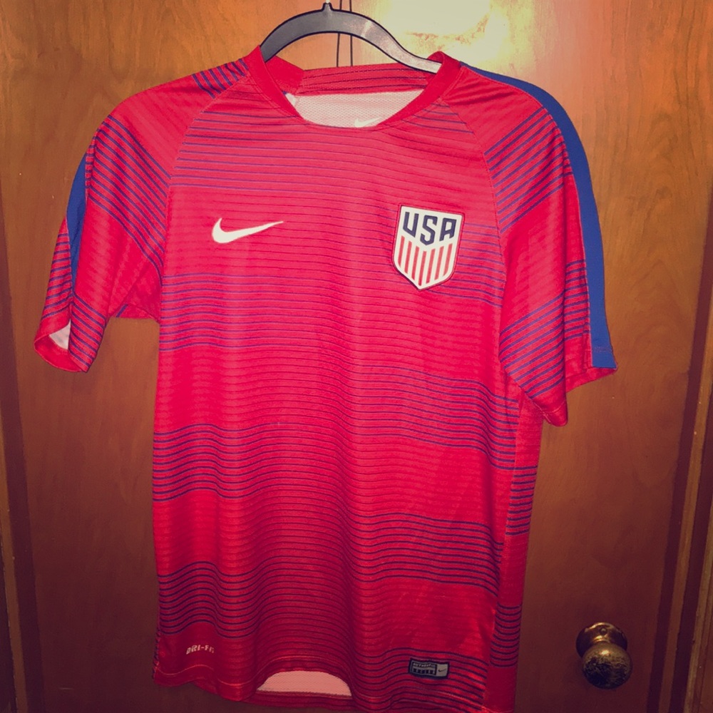 Nike Men’s USA soccer training shirt